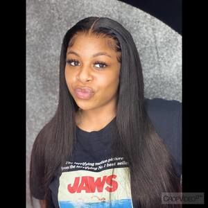 Meet your Posher, Monique